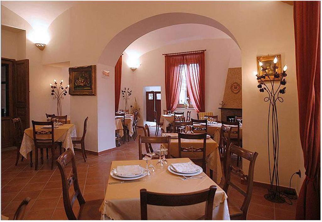 Hotel Ristorante Novecento Caserta Luaran gambar