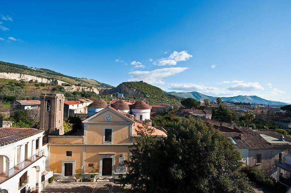 Hotel Ristorante Novecento Caserta Luaran gambar